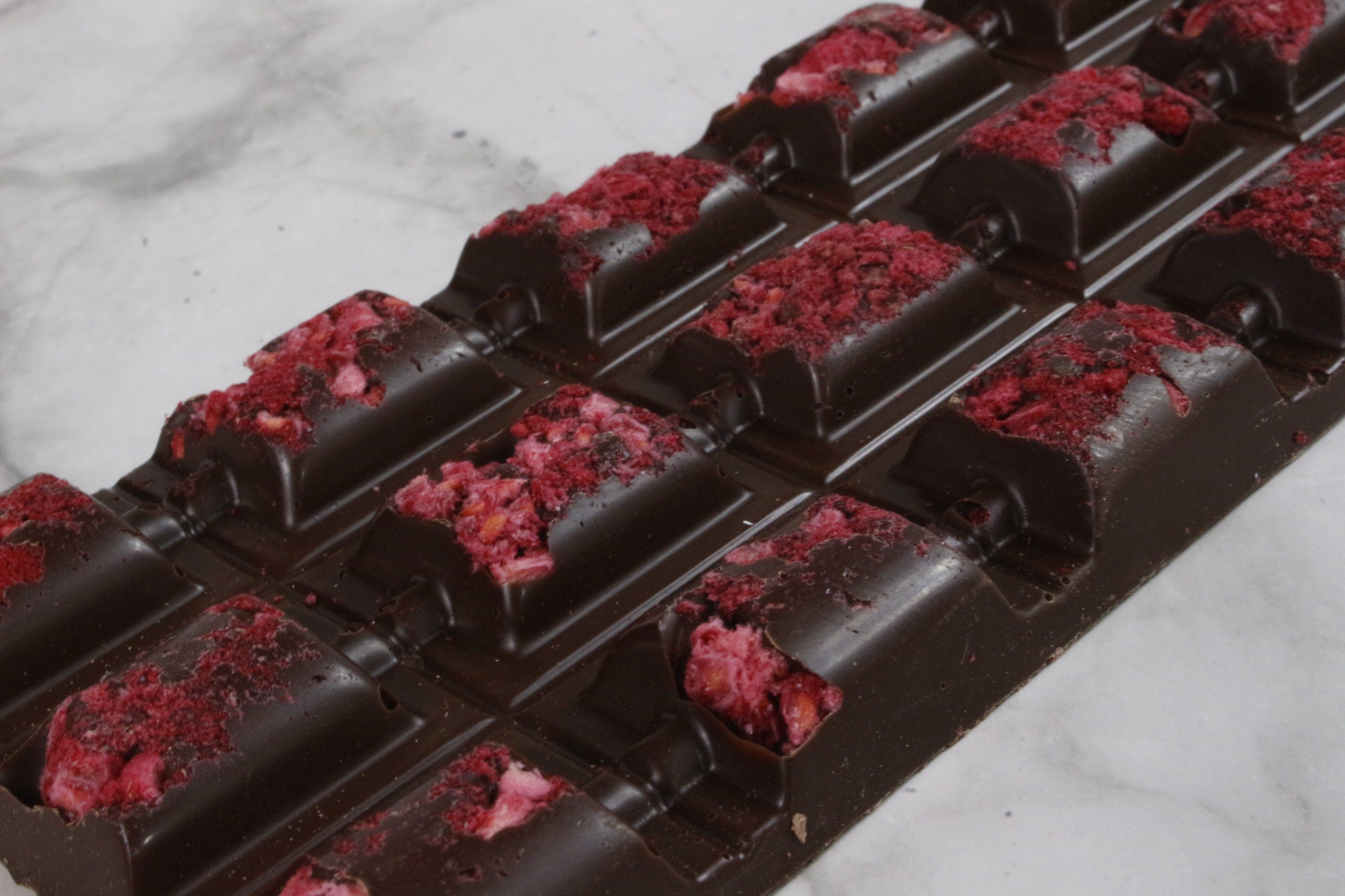 DARK CHOCOLATE & RASPBERRY